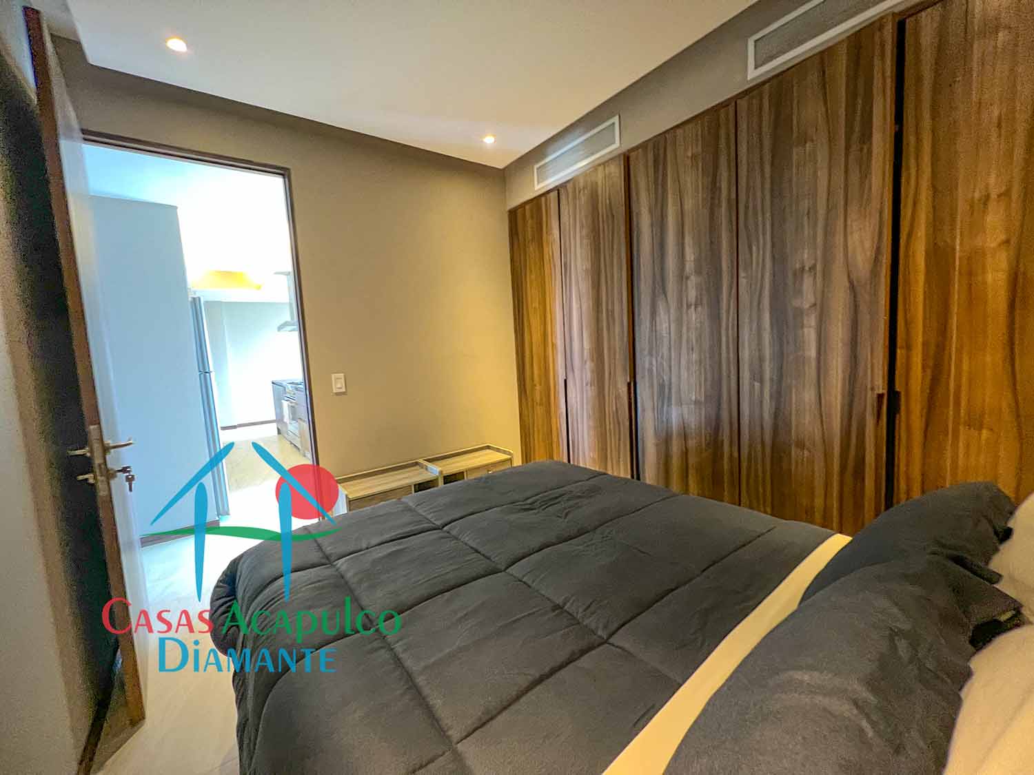 La Isla Emerald F8 - Recámara uno 1